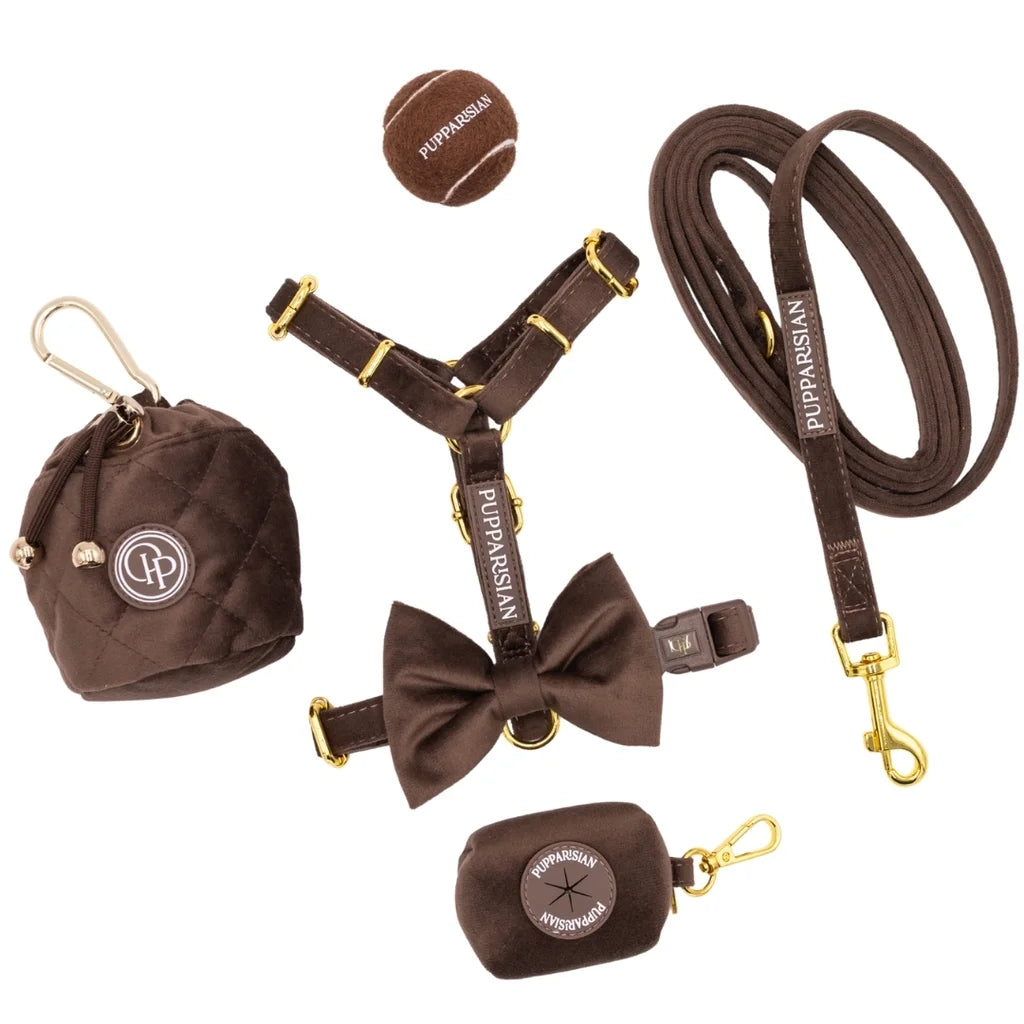 Welurowa saszetka na smaczki dla psa - brązowa