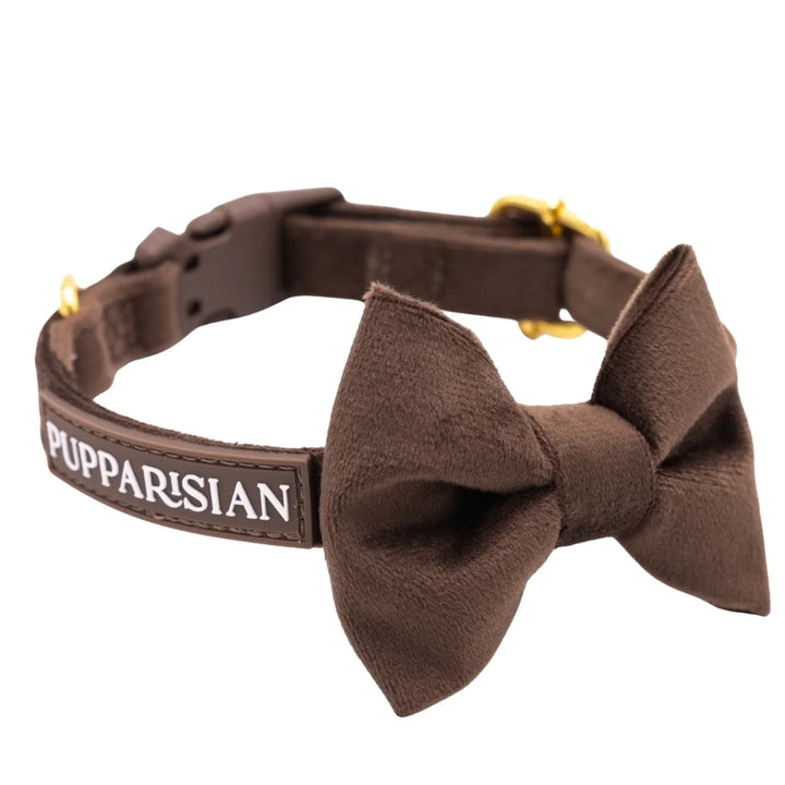 Welurowa obroża z muszką dla psa – brązowa