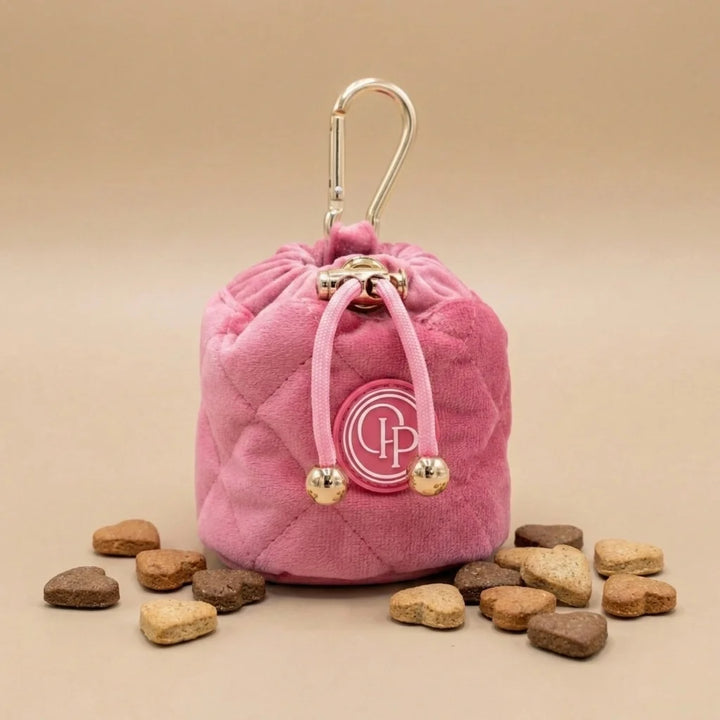 Welurowa saszetka na smaczki dla psa - różowa